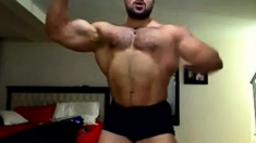 Str8 Arab Bodybuilder Massive Flexing